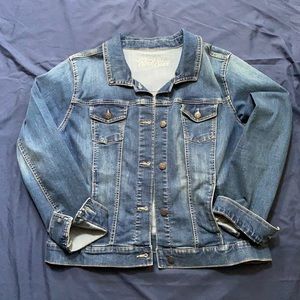 Women’s Jean Jacket